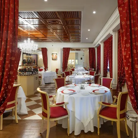 Savoy & Thermal 5* ביביונה