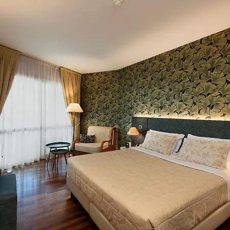 Savoy & Thermal 5*