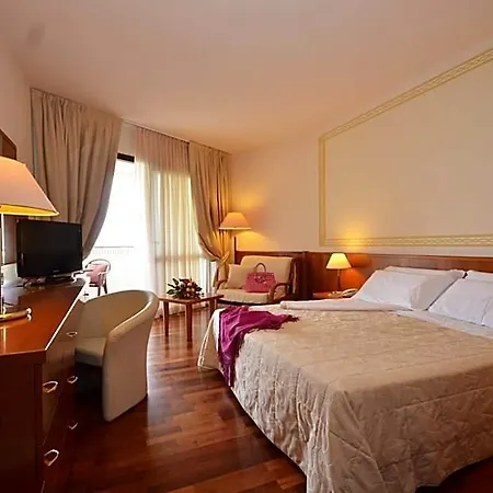 Savoy & Thermal Hotel